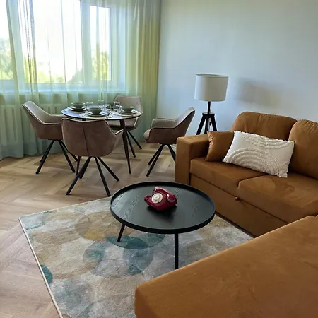 Apartment Mai Mare